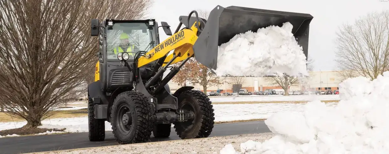 New Holland Construction Compact Wheel Loader W80C LR