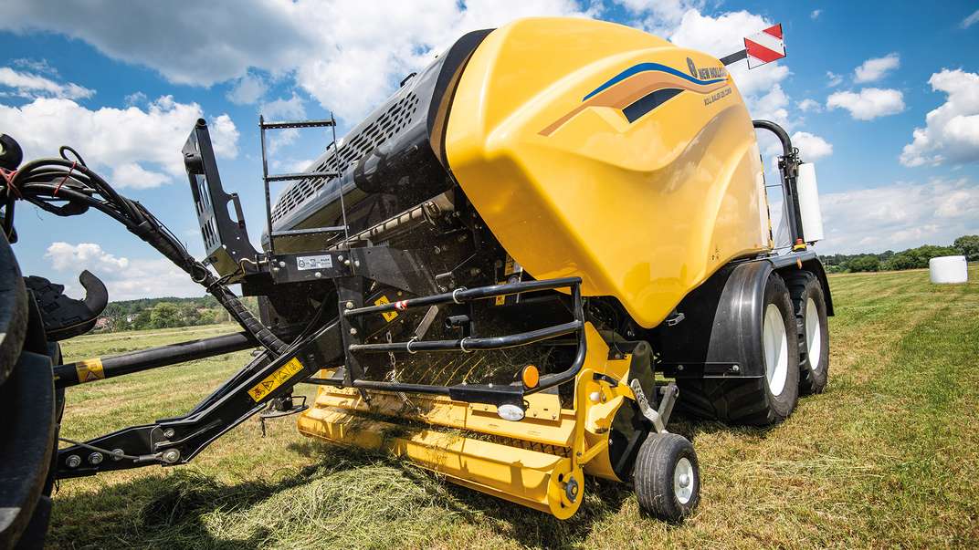 New Holland opdaterer Rundballepressere med Fast Kammer til 2024