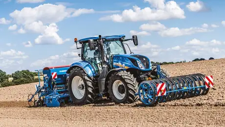 Soluzione di guida New Holland con IntelliView 12 Brochure