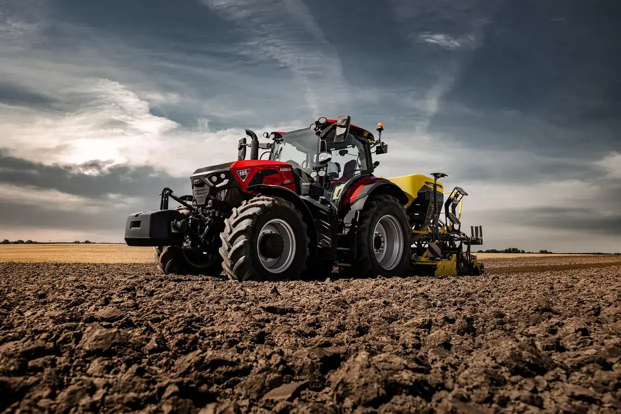 Exterior shot of the new Puma 185 Case IH tractor, sitting on a field