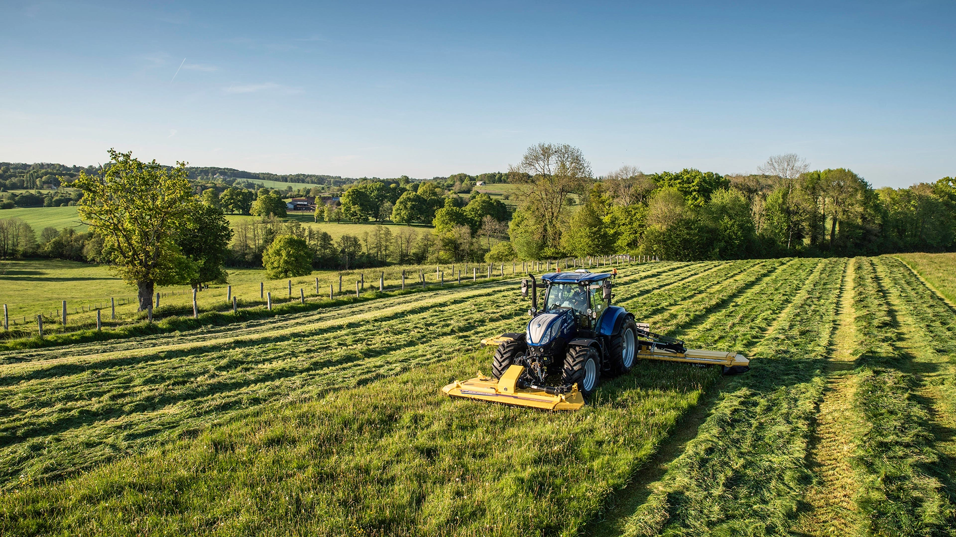 Tractor with Megacutter™ Triple Mower