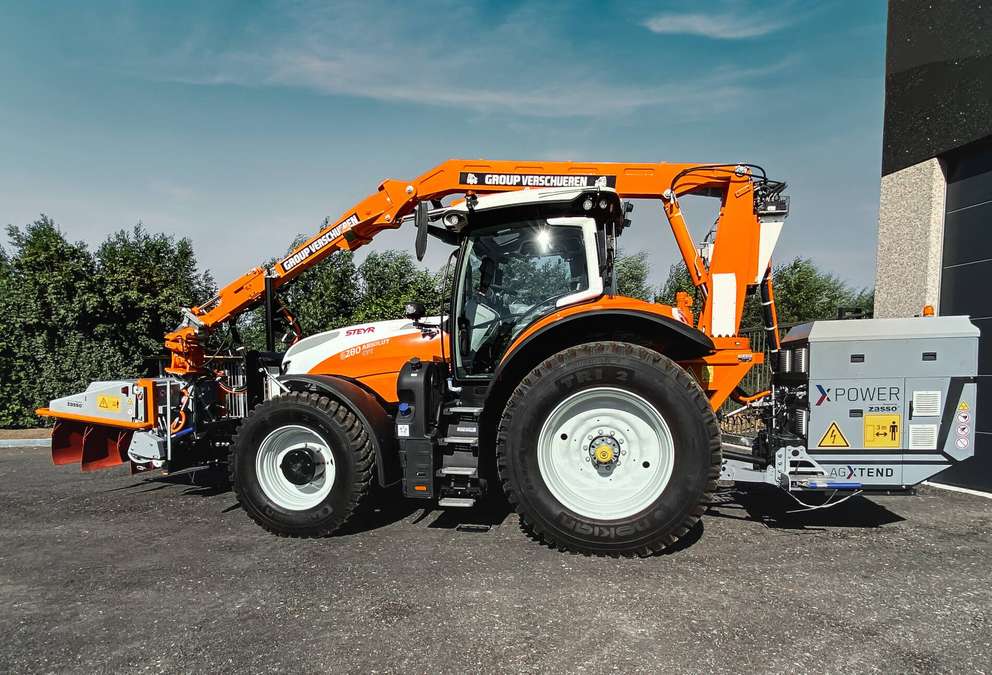 STEYR_6280 ABSOLUT CVT_Municipality with AGXtend XPA_resize