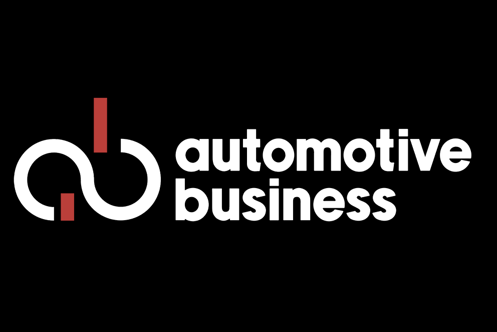 Automotive Business fundo preto.jpg