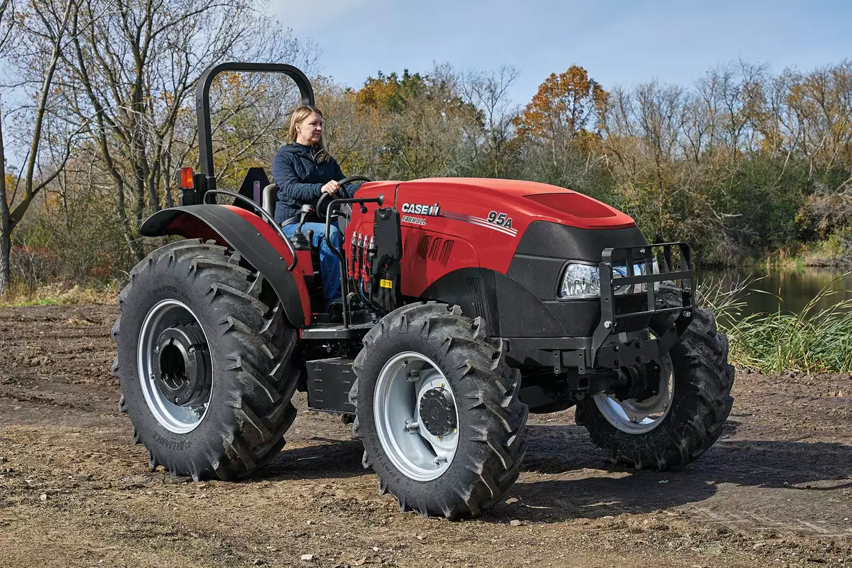 Medium Size Utility Tractors: Farmall A-Series | Case IH