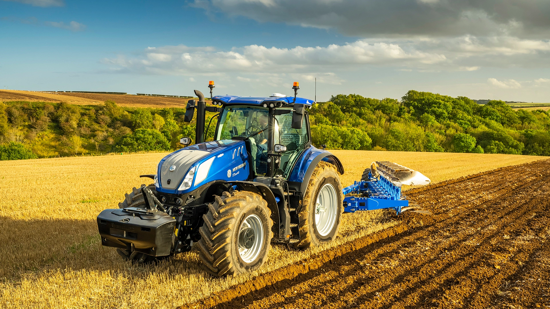 Compare T7 Series | New Holland