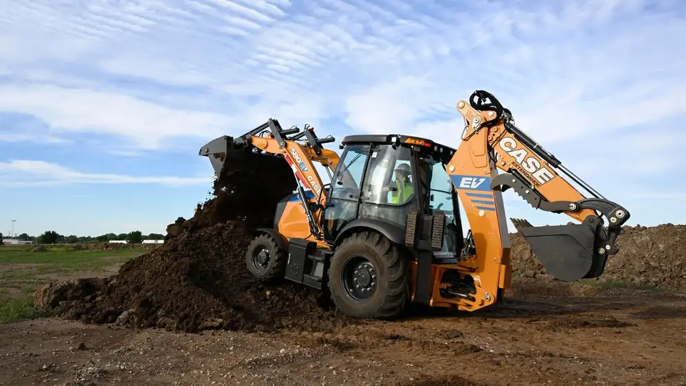 CASE 580EV Electric Backhoe Loader Earns GOOD DESIGN® Award