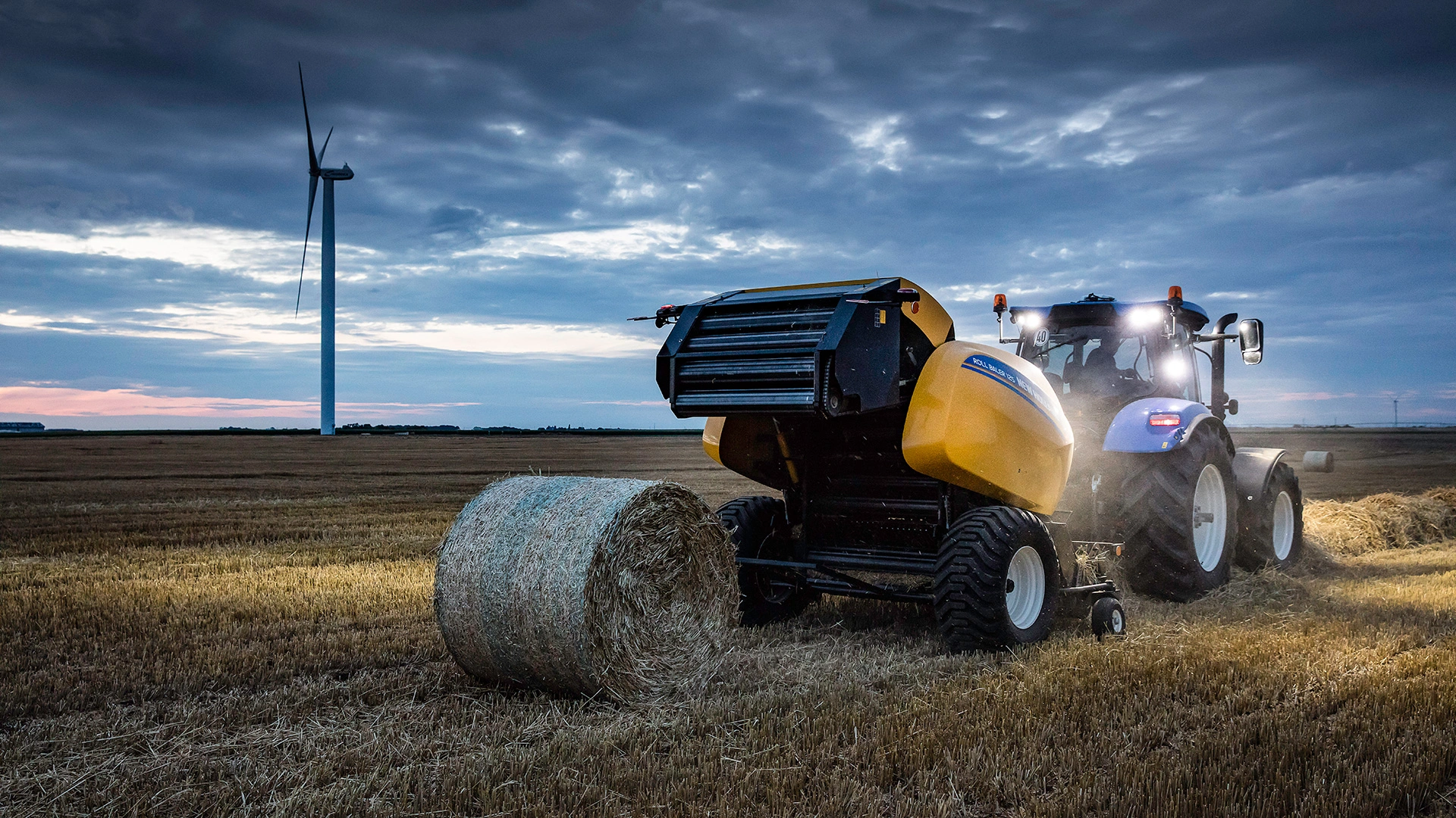 ROLL BALER