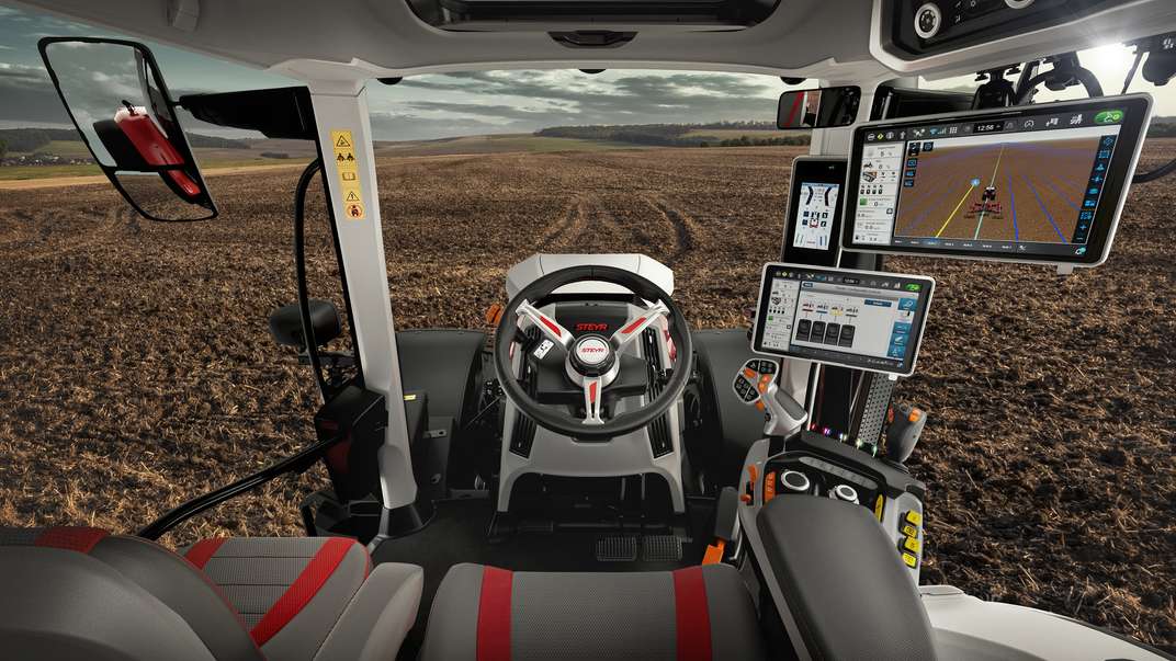 STEYR Traktoren_Cervus CVT_cab.jpeg