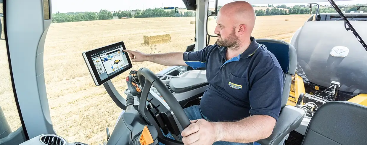 YOUR IN-CAB INTELLIGENCE HUB