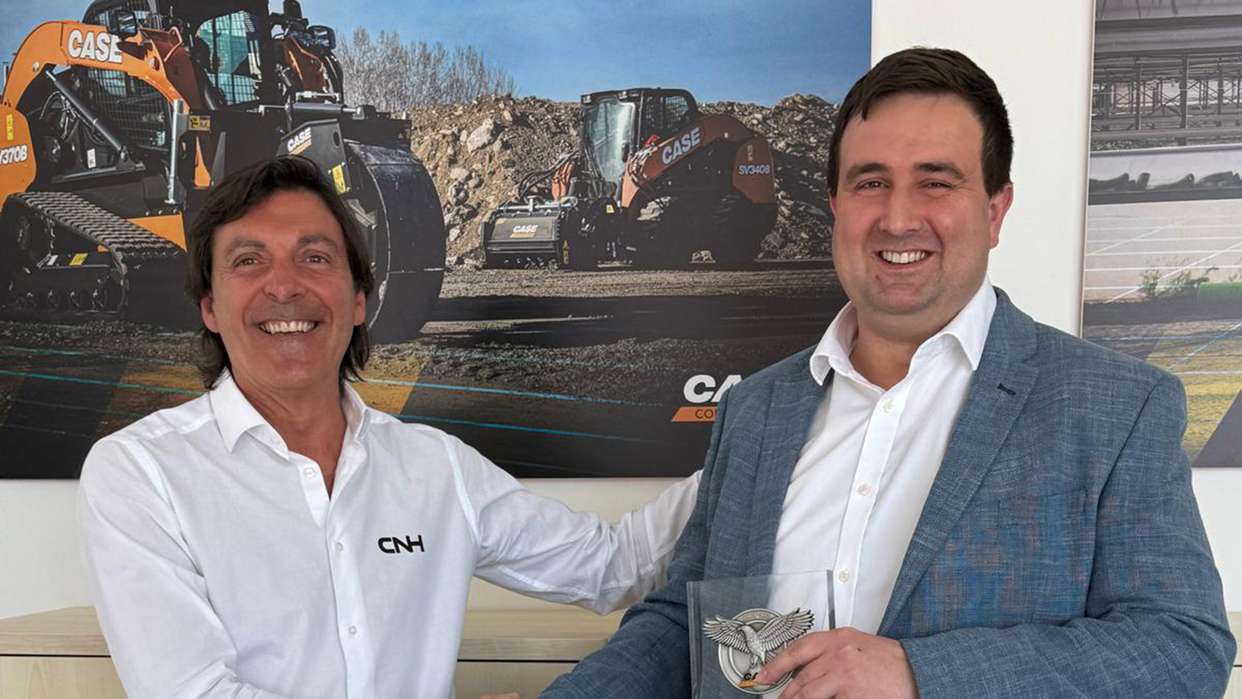 CASE Construction Equipment Appoints Ernest Doe & Sons Ltd as New Dealer for UK