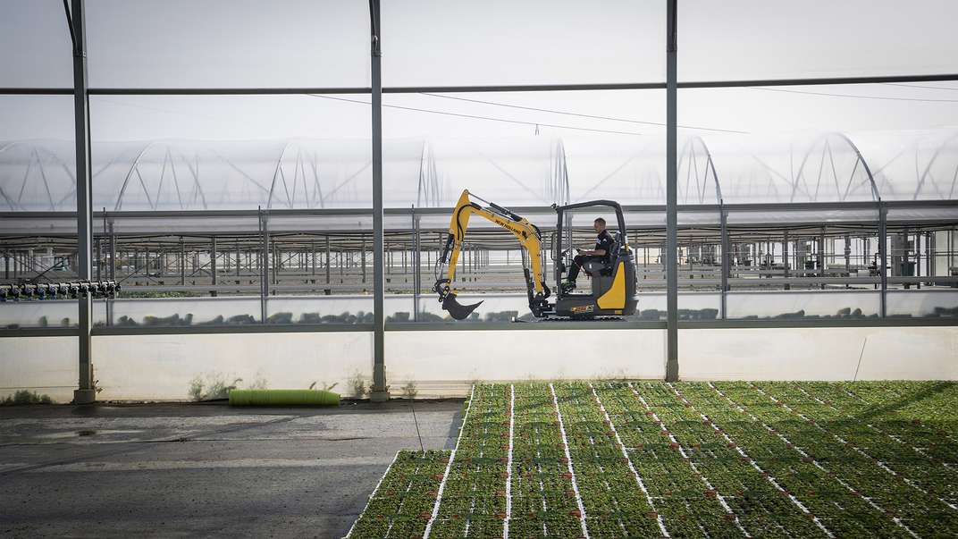 Au salon Agritechnica 2023, New Holland dévoile les innovations électriques introduites dans sa gamme compacte construction