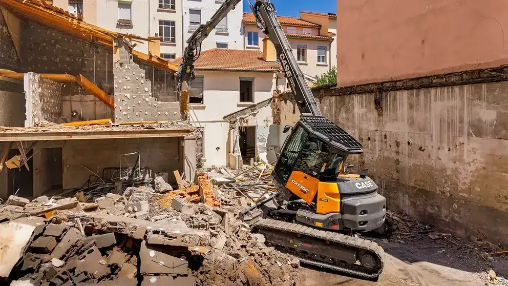 Demolition - CX135E XRD