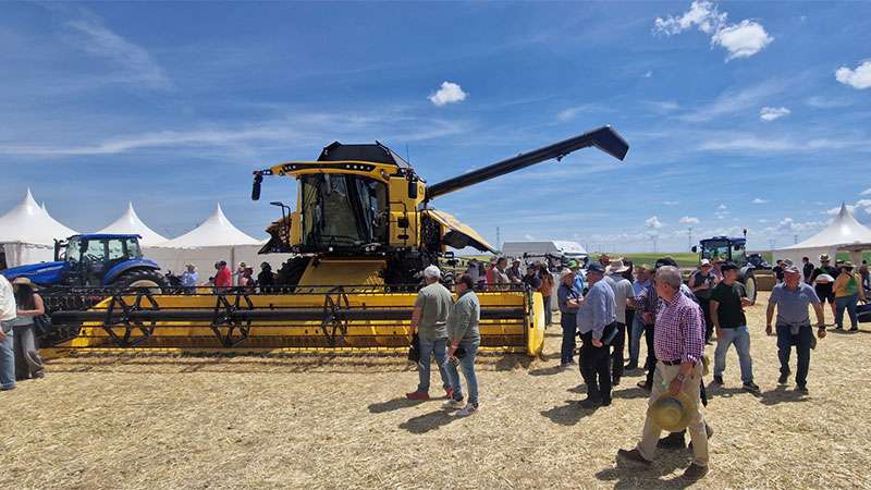 New Holland exhibe su amplia gama de producto en DEMOAGRO 2025