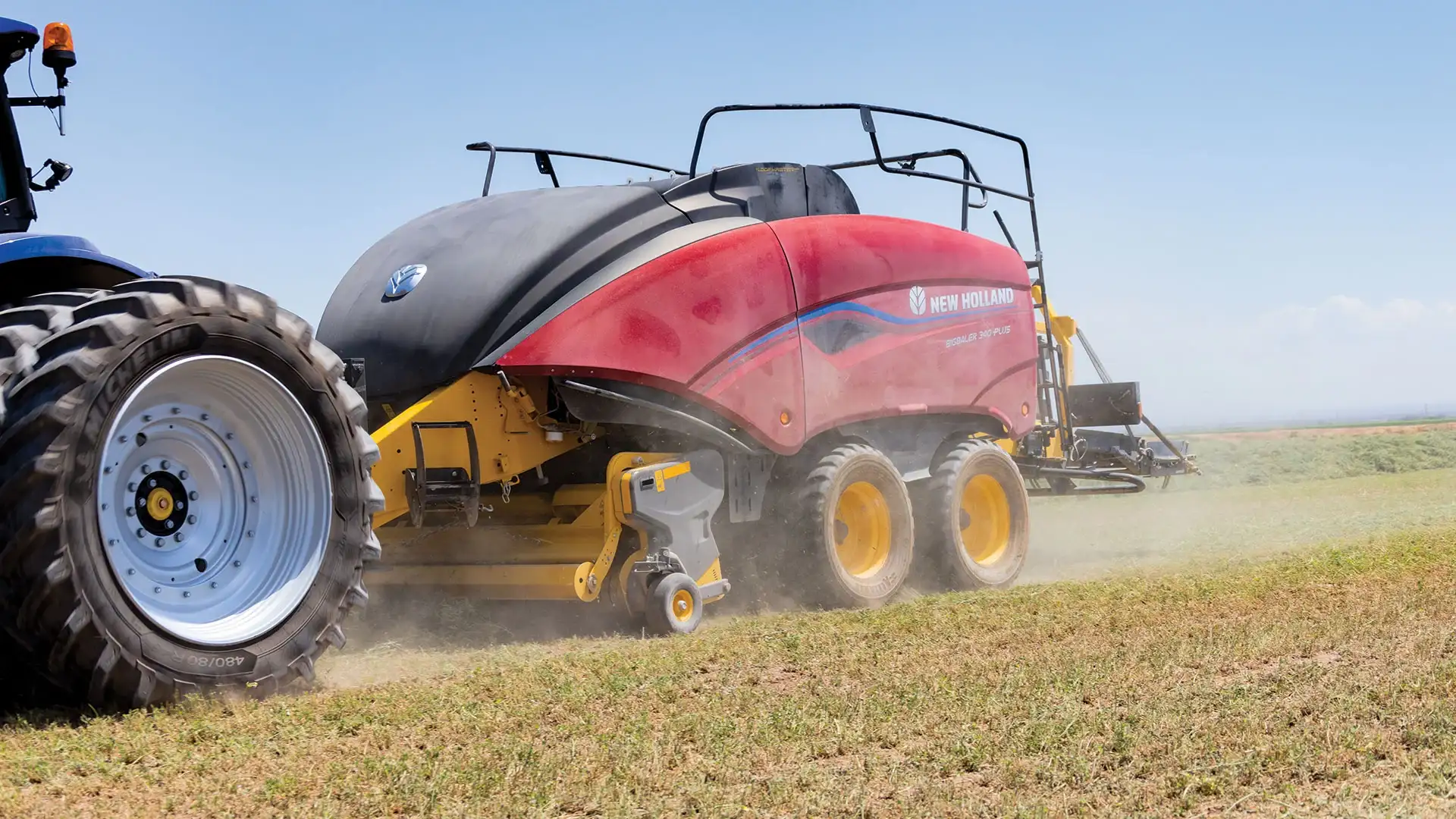 BigBaler PLUS Large Square Balers - Media Gallery