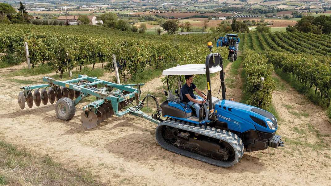 New Holland renews its industry-leading Specialty tractor offering with upgrades to T4 F/N/V and TK4 Series.  T4F awarded as Best Specialized Tractor at Farm Machine 2023.