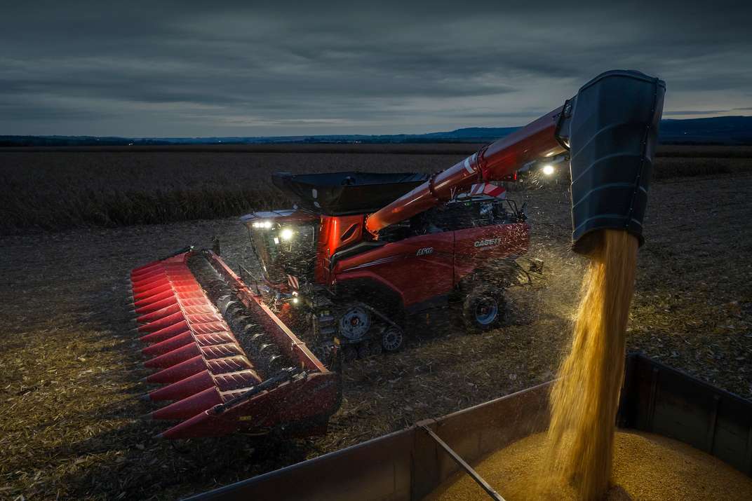 Case IH_New C500 corn header_AF10_2.jpg