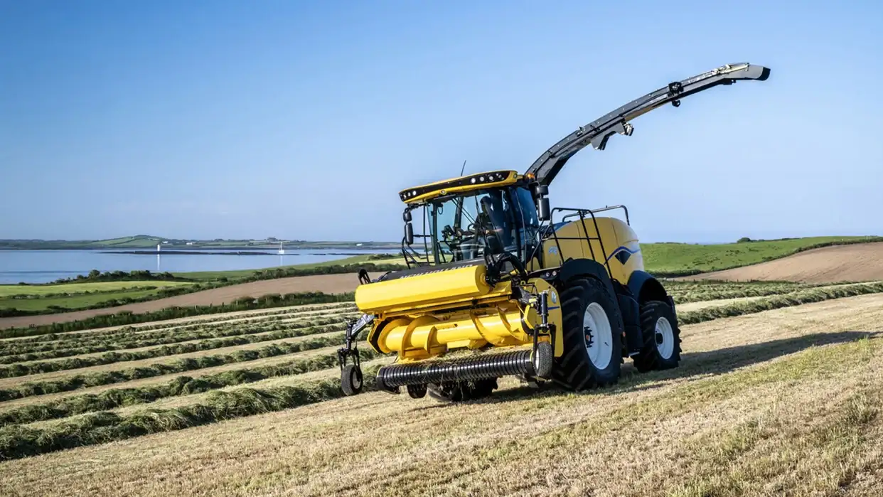 ULTRAFEED™ GRASS PICK-UP - Actively guiding the crop flow