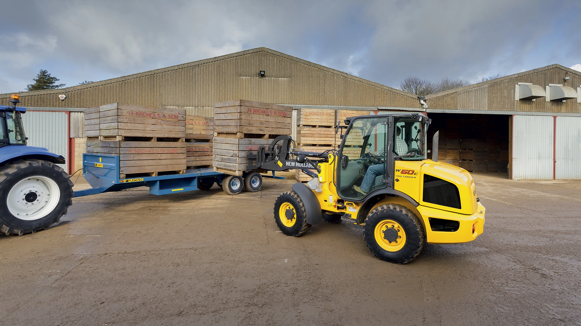 COMPACT WHEEL LOADERS