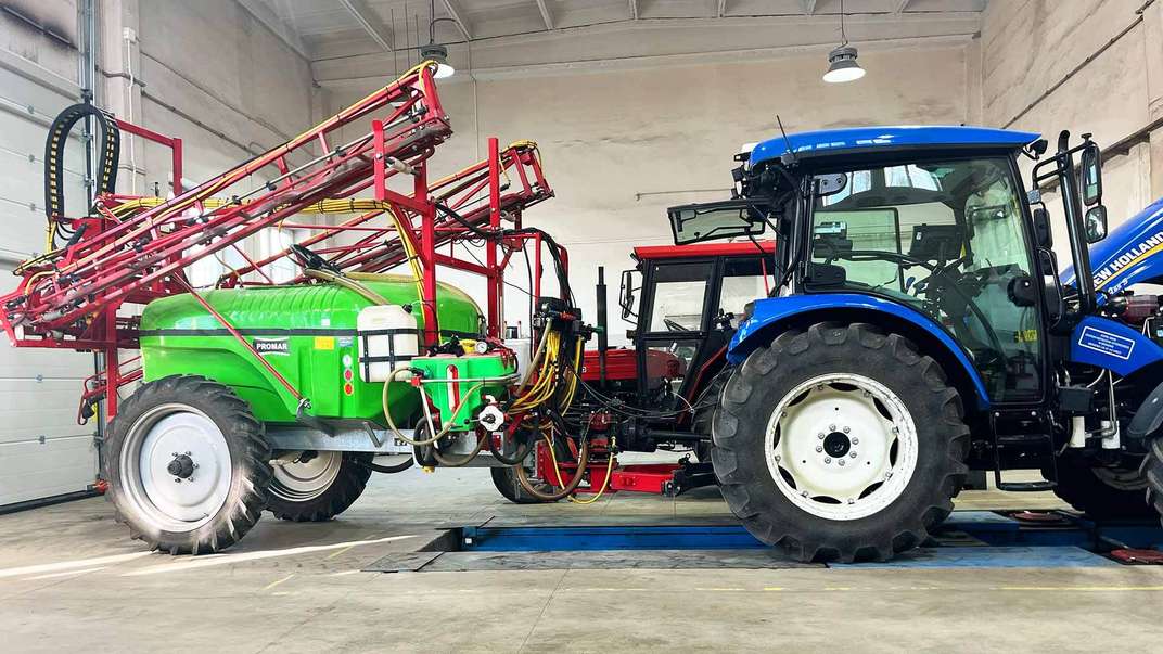 Nowoczesne rolnictwo w praktyce – New Holland wspiera edukację w Zespole Szkół CKU w Gronowie