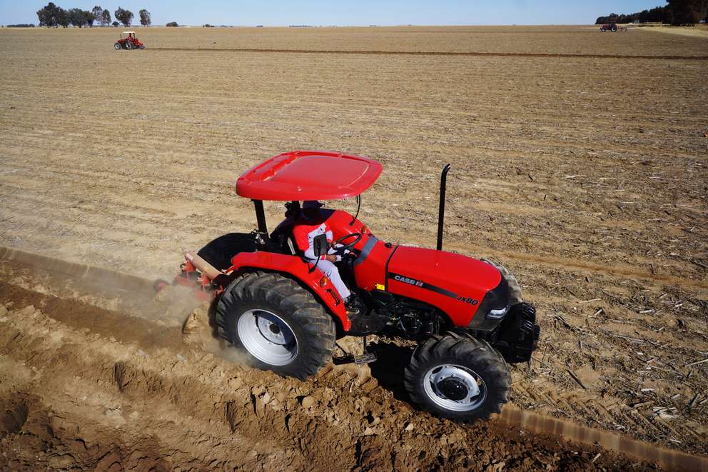 JX Straddle 80-JX_80_Straddle_C14_MEA_001-e9252c98368d4f5b97c5c28dd0f883b9 (1).jpg