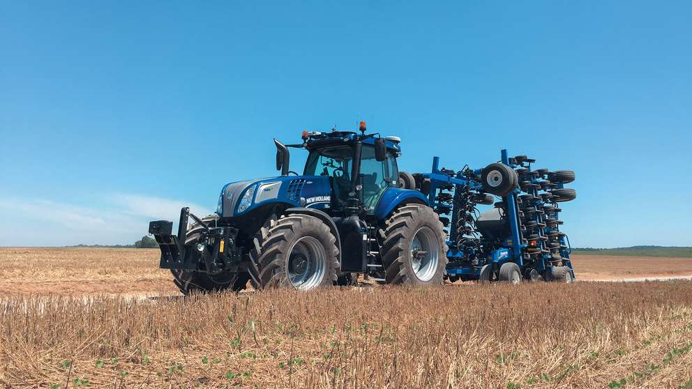 NHDrive autonomous concept T8 Tractor New Holland