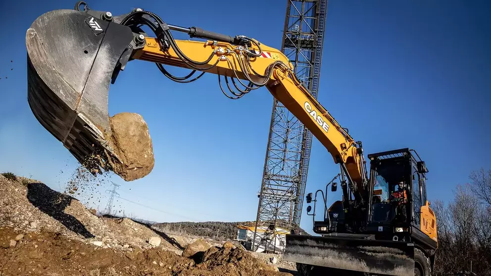 E-Series Wheeled Excavators