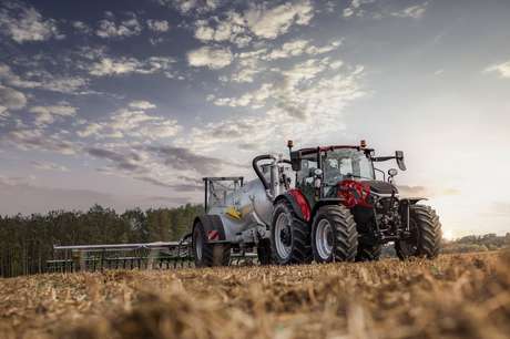 Case IH Unveils New 2025 Farmall C Models_678156.jpg