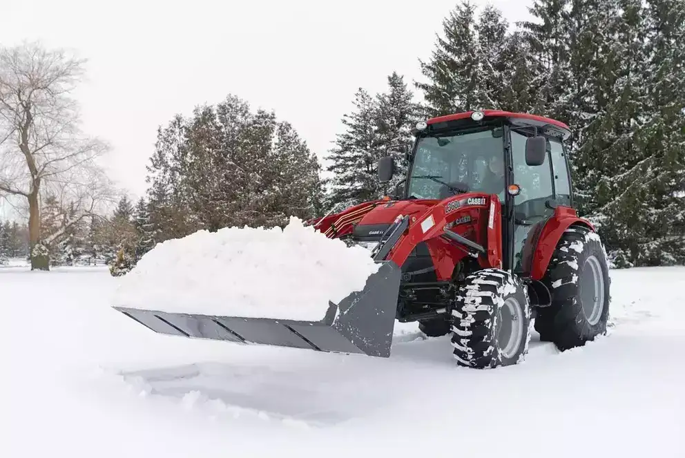 Farmall Compact 45C avec chargeuse