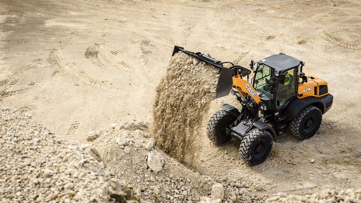 CASE takes on 100hp segment with new 421g Wheel Loader