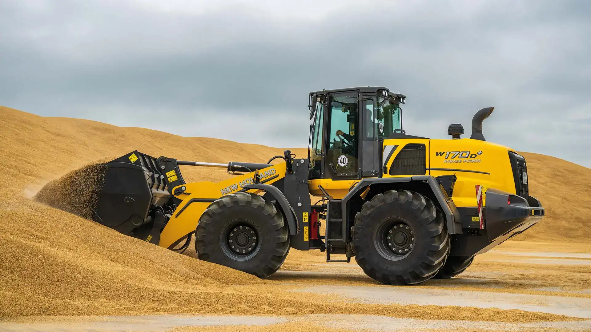 WHEEL LOADERS - W170D+ FORAGE POWER