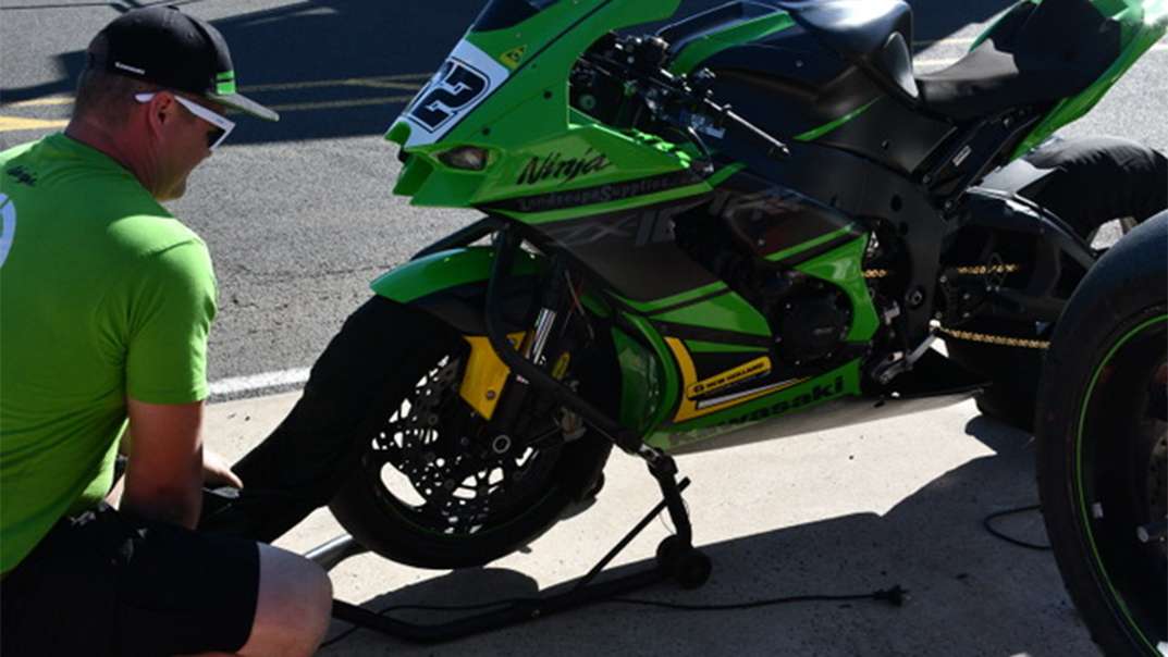 New Holland Construction announces sponsorship of Australian Superbikes