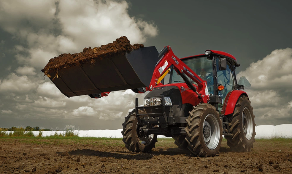 Farmall Utility 75A | Compact Utility Tractors | Case IH