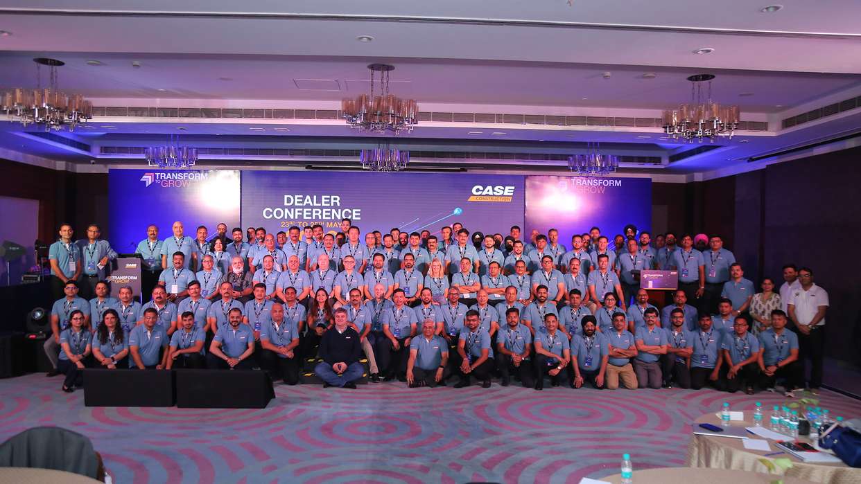 CASE INDIA HOLDS “TRANSFORM TO GROWH” ANNUAL DEALER CONFERENCE IN GURAGON, INDIA