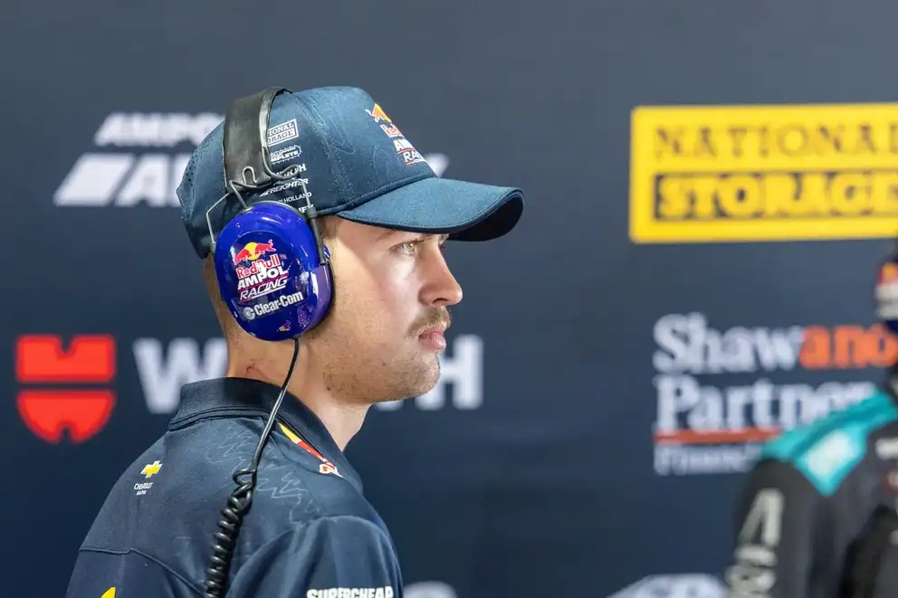 James Scott wins a trackside experience with Red Bull Ampol _703567.jpg