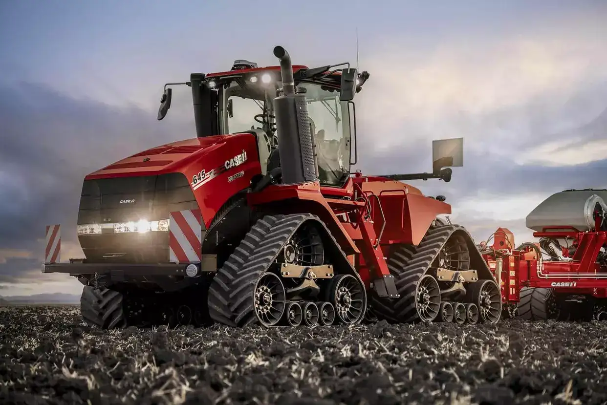 afs_connect_steiger_645_and_early_riser_2160_lights_15_01-23-1_1500_1000