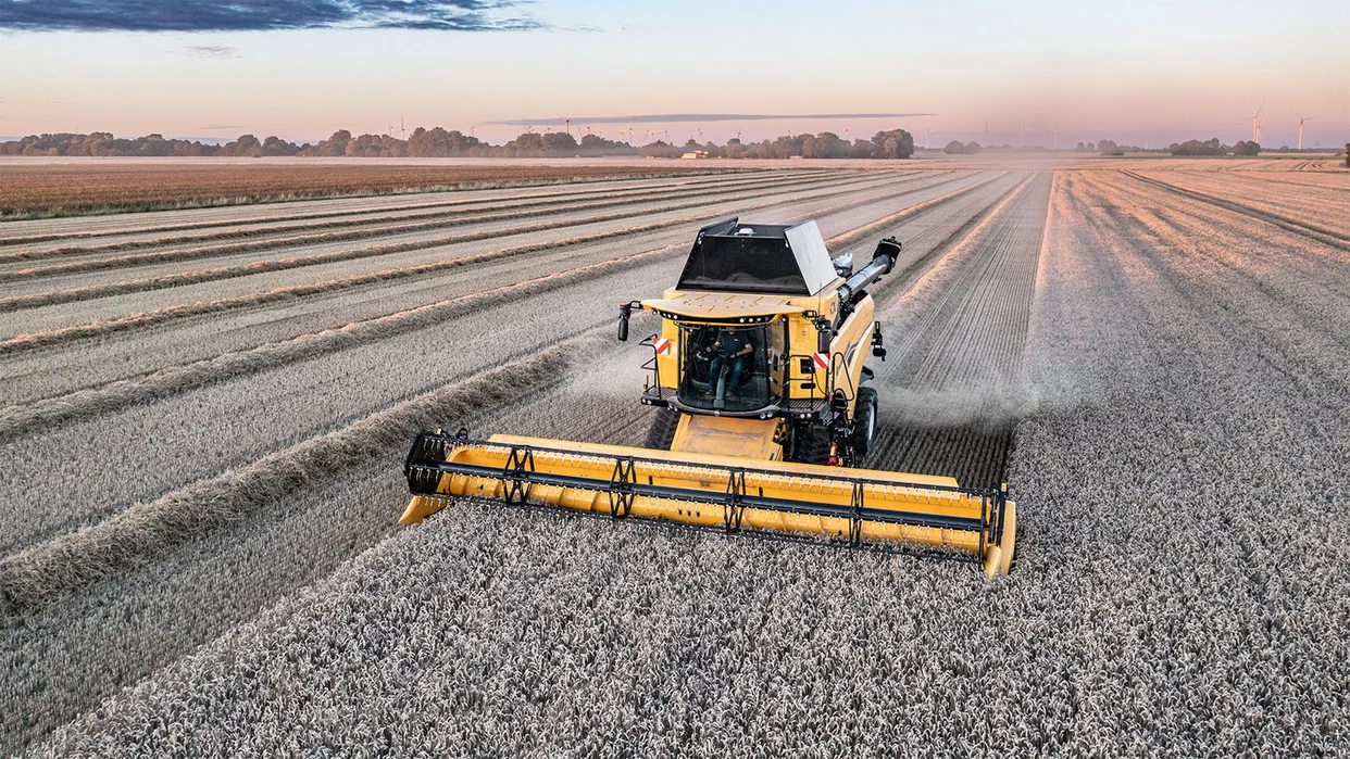 NEW HOLLAND GUIDANCE SYSTEMS TO MATCH YOUR NEEDS