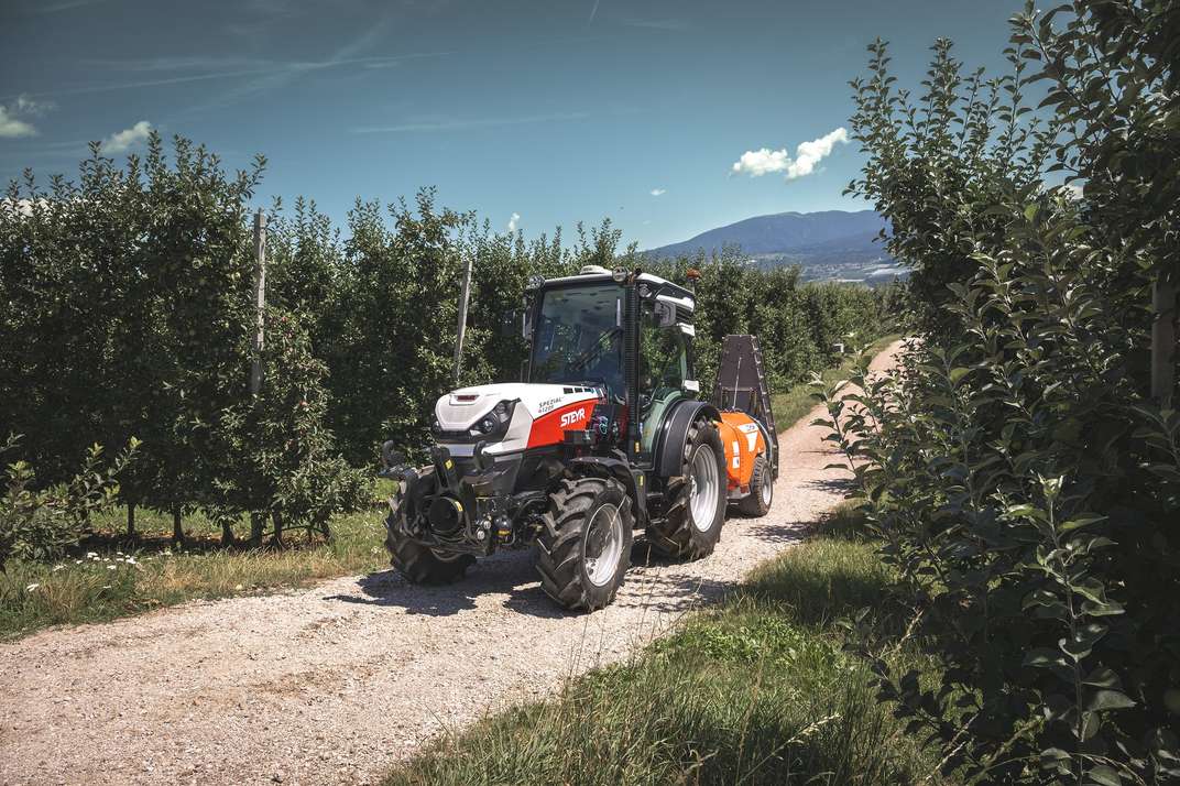 steyr-traktoren-spezial-f-cvt-2.jpg