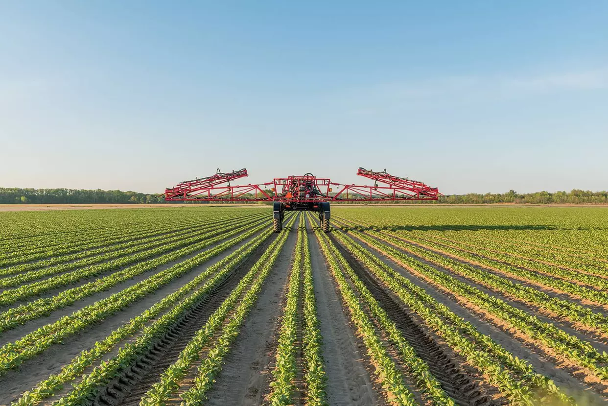 Sprayers | Patriot 250 | Application Equipment | Case IH | Case IH