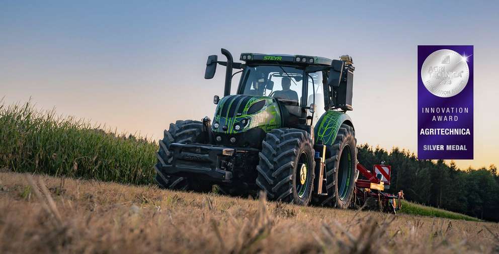 STEYR_Innovation Award_Agritechnica 2023_PR_crop