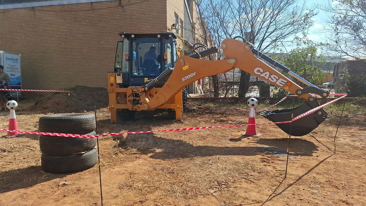 CASE Construction Equipment Makes Some Noise with VIP Demo Day