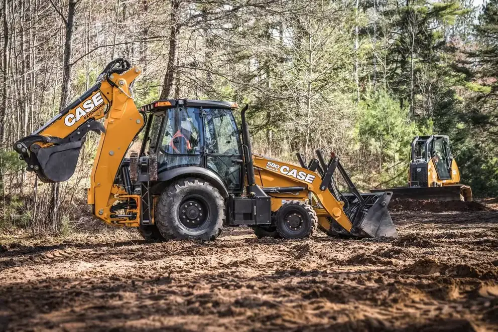 CASE 580 Super N Construction King™ Backhoe Loader | CASE Construction Equipment