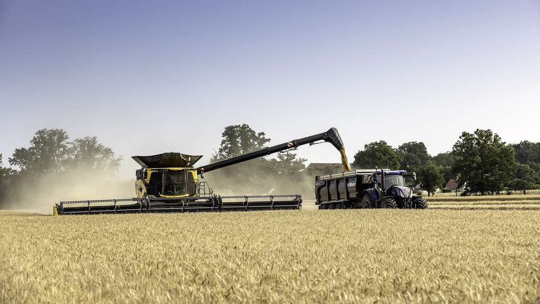 New Holland previews the CR11, the next-generation flagship combine