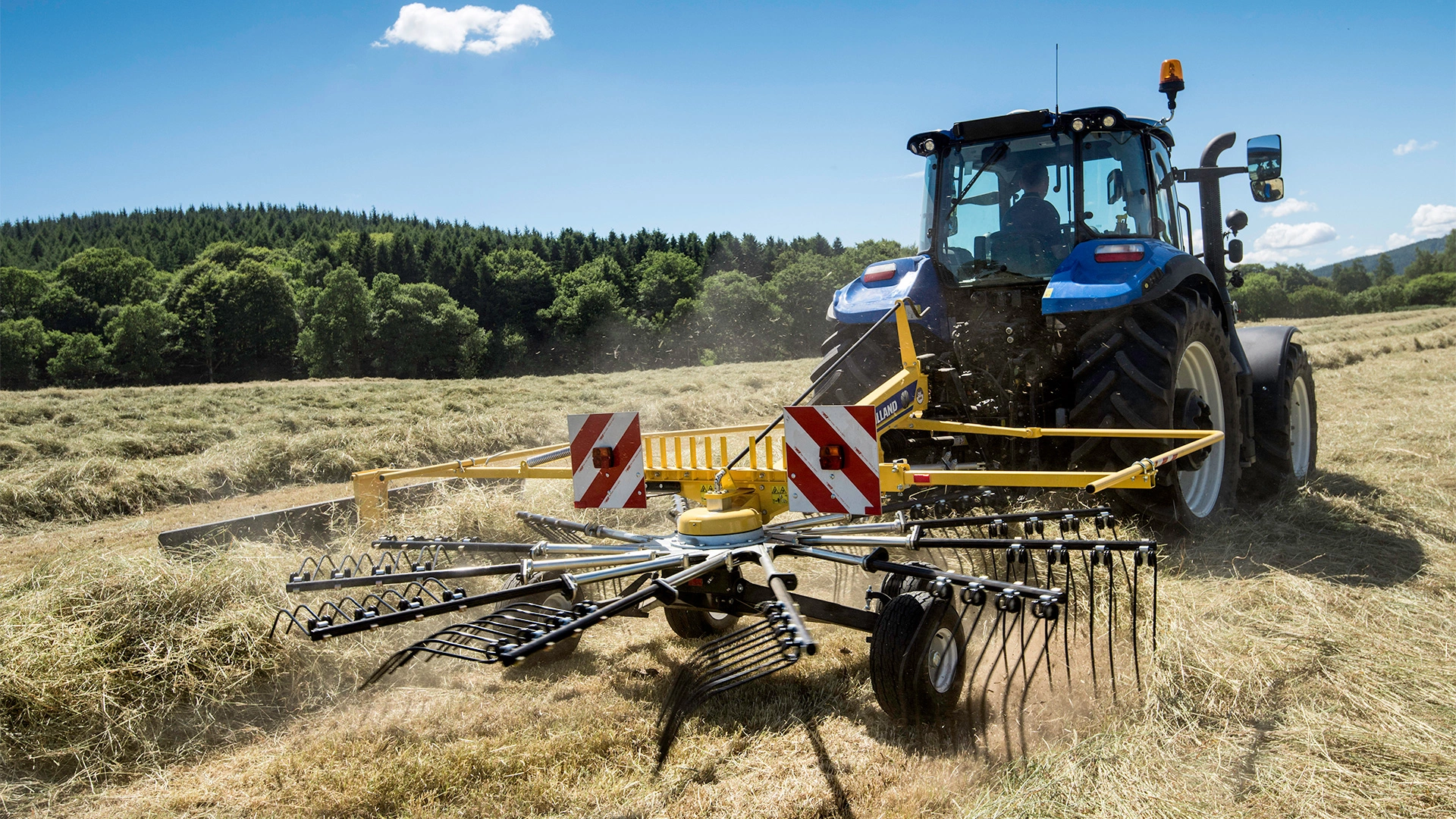 Single Rotor Rake | ProRotor™ | New Holland UK