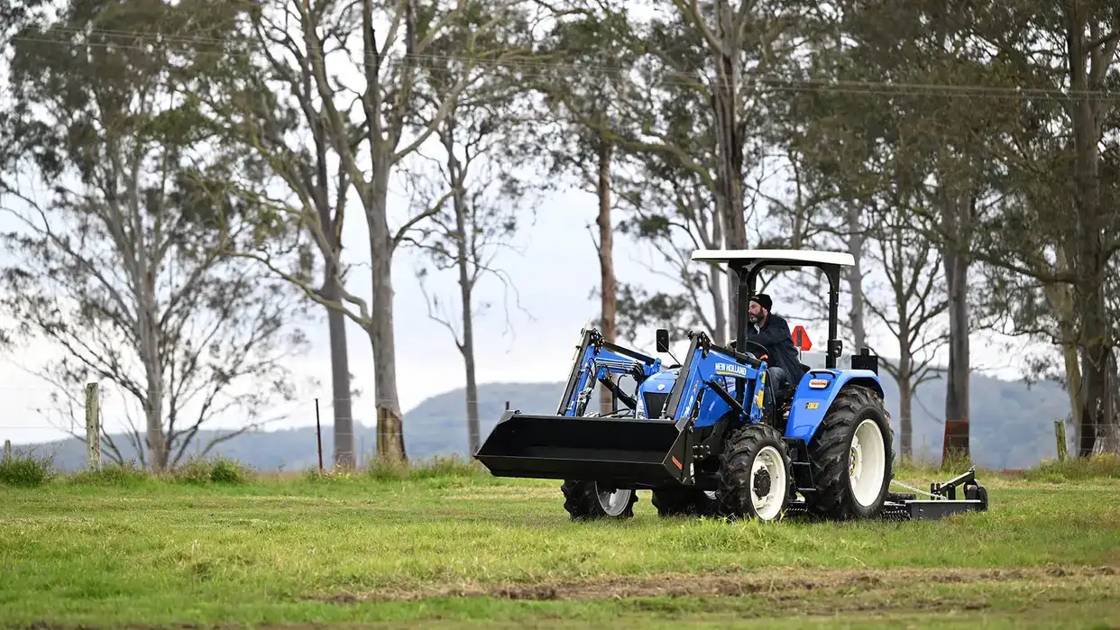 New Holland TT4 Tier 3 tractor working in Australian field