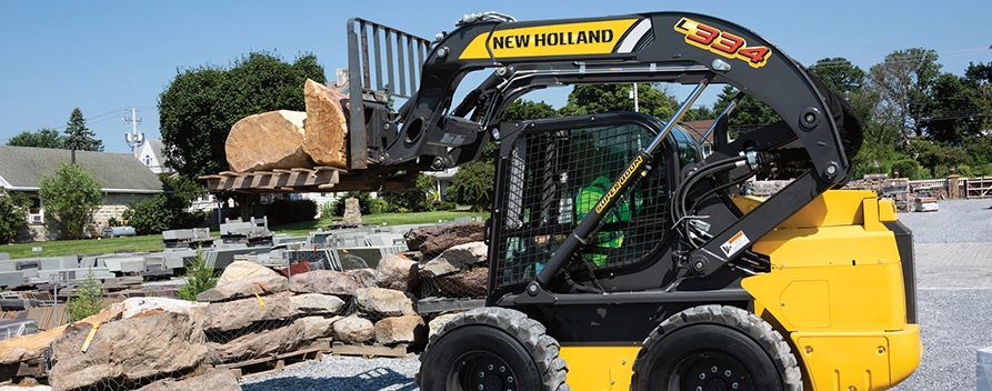 boom-and-performance-300-series-skid-steer-01b