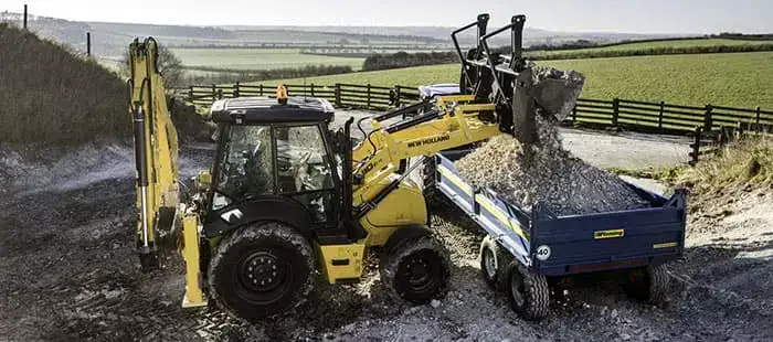 backhoe-loaders-engine-and-chassis-01