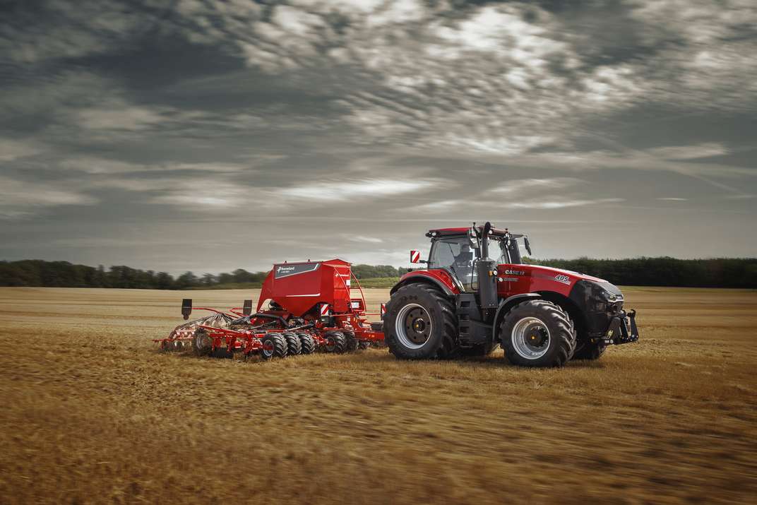 Case IH_Magnum 405.jpg