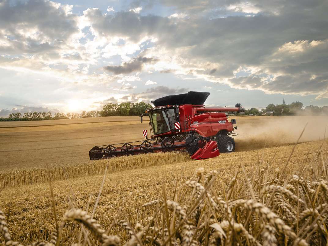 Case IH_Axial-Flow_7160_field_press_13-9-24.jpg