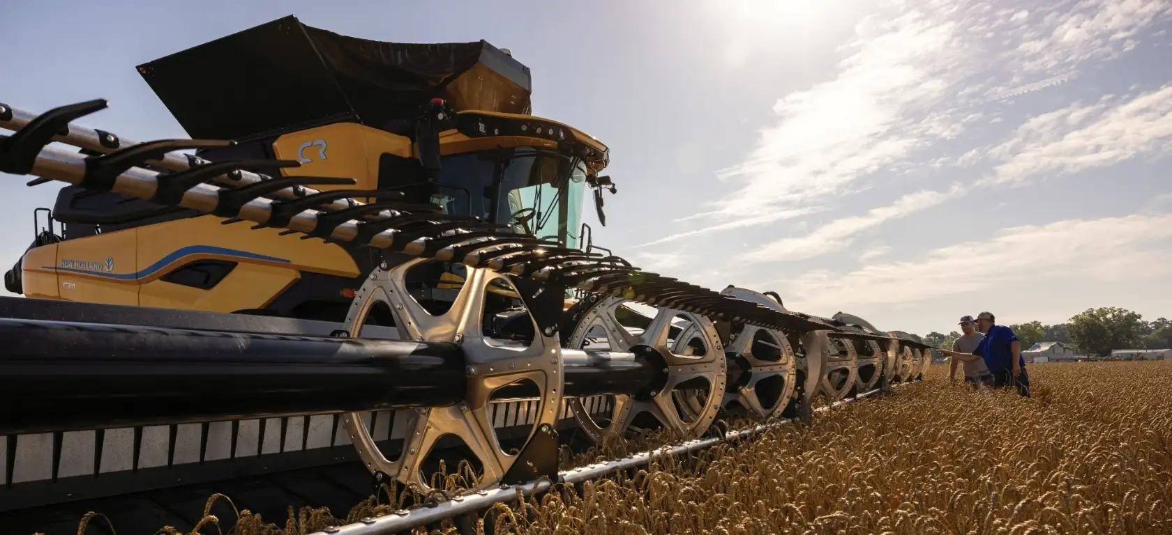 New Holland Twin Rotor® combine with MacDon FlexDraper® Header