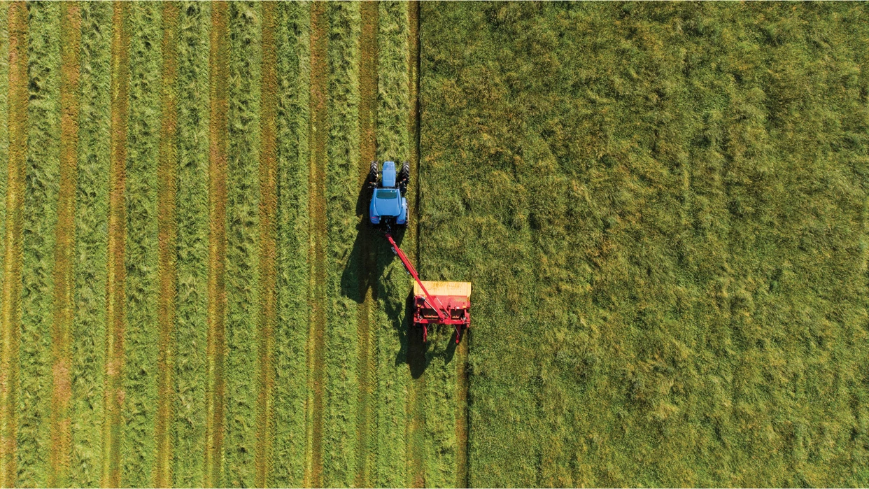 FROM WIDE SWATHS TO NARROW WINDROWS